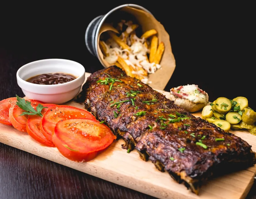 Costillas bañadas en salsa BBQ